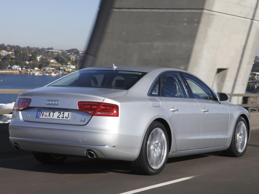  Audi A8 4.2 FSI Quattro (D4) 2010 года  (AU) (фото 16 из 17)